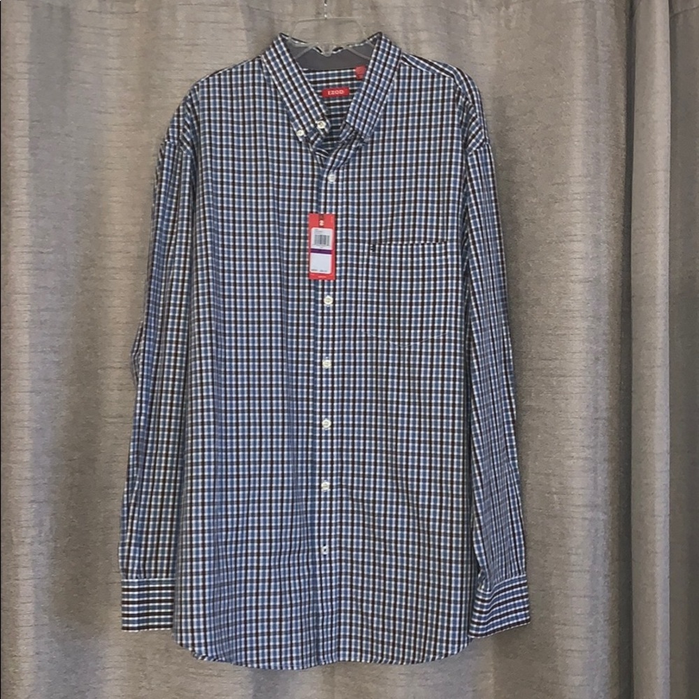 Men’s 2XL T big and tall blue button down shirt